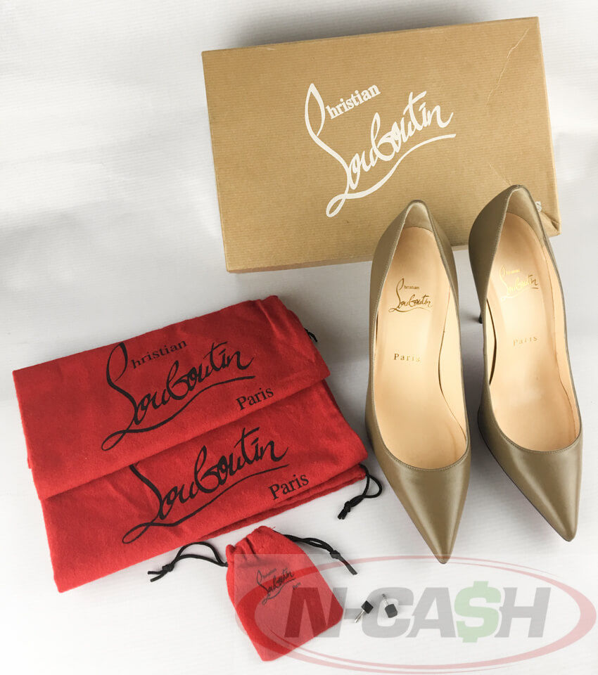 Christian louboutin hotsell decollete 554 100mm