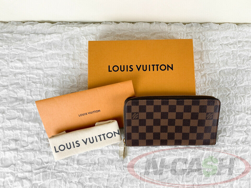 Pre-Owned Louis Vuitton Zippy Wallet Damier Ebene Wallet 