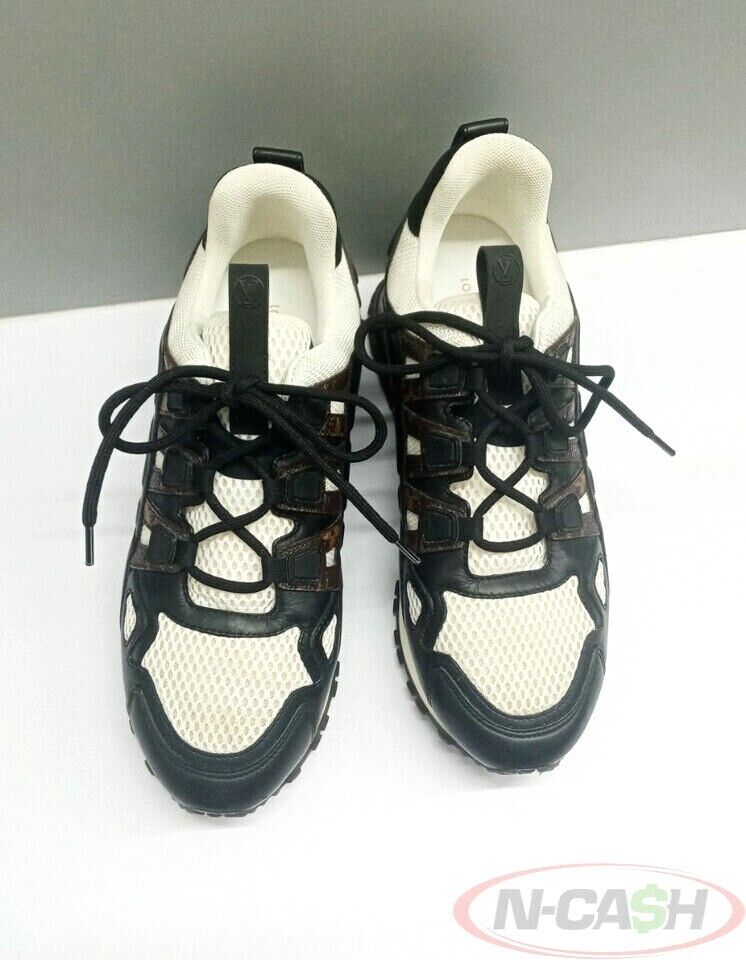 Run away leather trainers Louis Vuitton White size 37.5 EU in